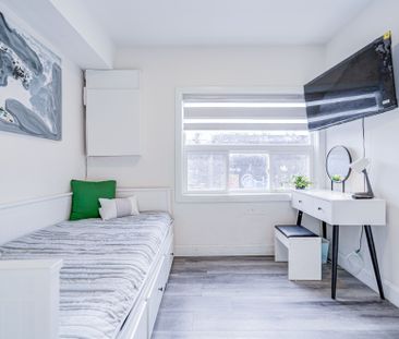 For Lease - 5 Sorauren Avenue Unit# 3, Toronto, Ontario - Photo 4