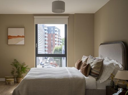 2 bedroom flat to rent - Photo 2