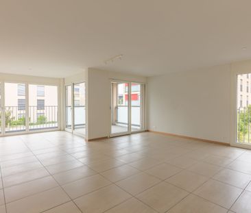 Appartement de 3.5 pièces de 97.7 m² avec balcon – La Tour-de-Trême - Foto 1