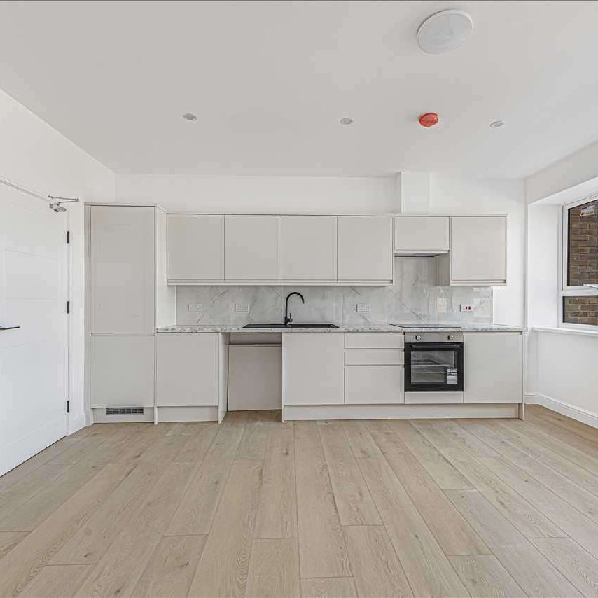 Adams & Moore House, Dartford - Photo 1