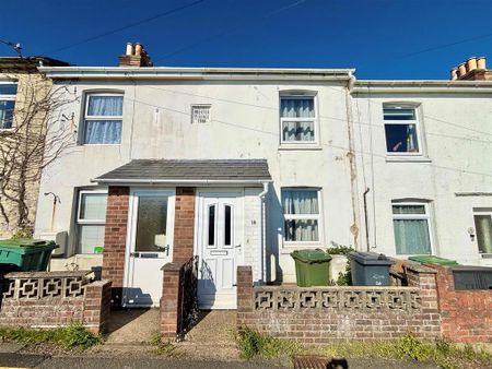 2 bedroom terraced house to rent - Photo 2