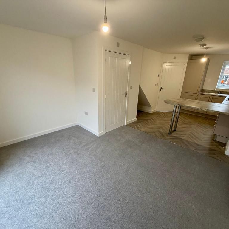 3 bedroom terraced house to rent - Photo 1