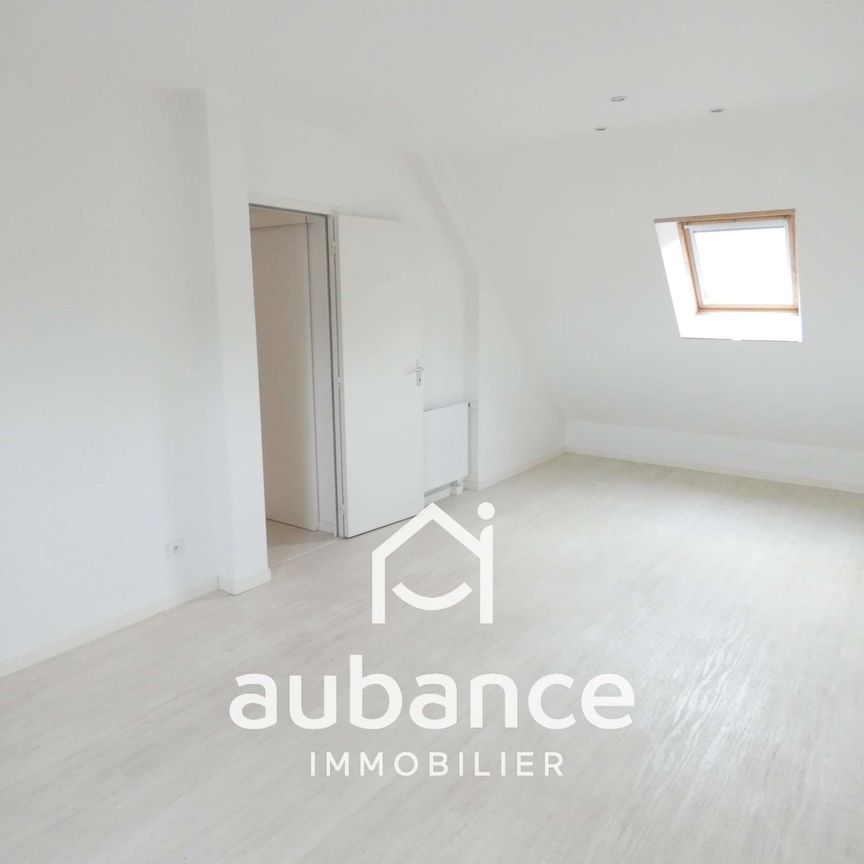 Location Maison 5 pièces 129m² JUIGNE SUR LOIRE 49610 - Photo 1