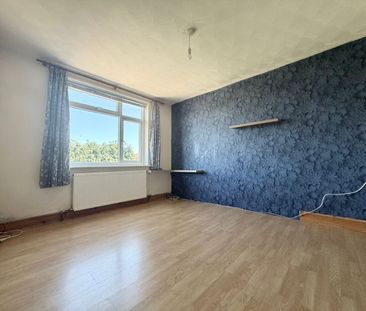 3 Bed Semi-Detached House, Durham Road, LU2 - Photo 2