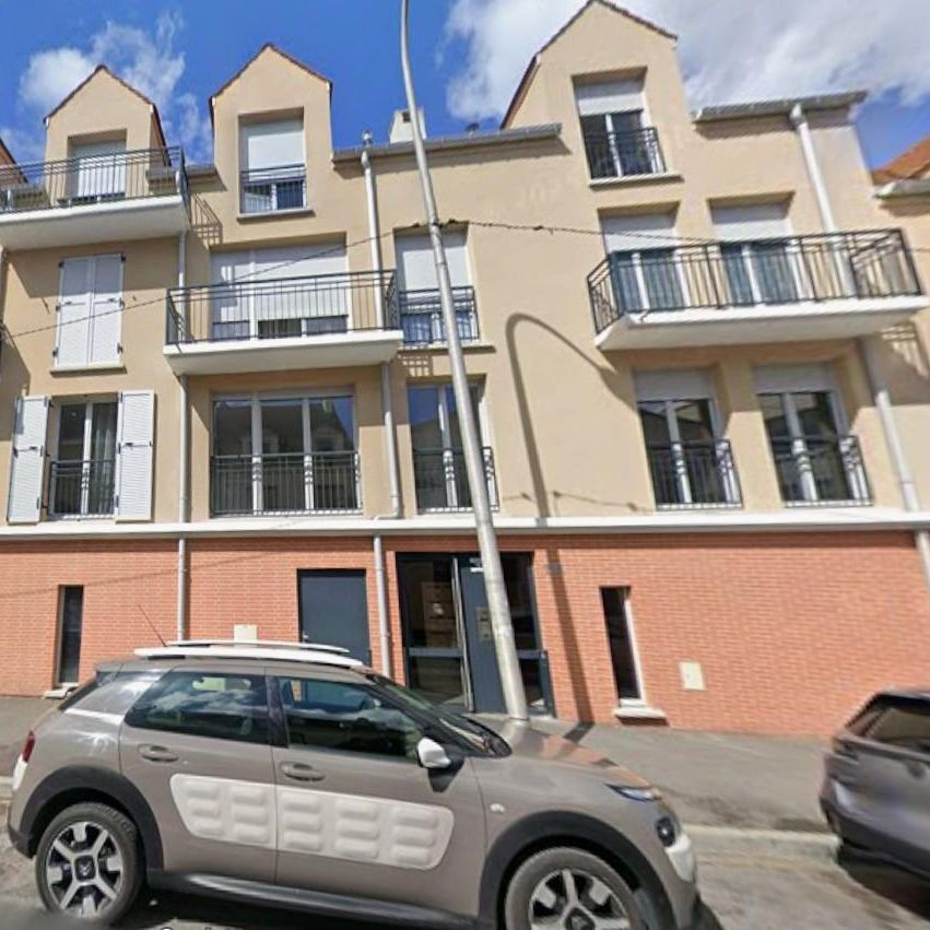 Location Appartement 4 pièces 77m² CREIL 60100 - Photo 2