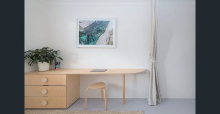 Stylishly Renovated Split-Level Apartment in Prime City Fringe Location - Photo 4