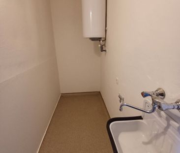 SANIERTE SONNIGE ALTBAUWOHNUNG IN RUHELAGE - BLICKRICHTUNG SPORTPLA... - Photo 2