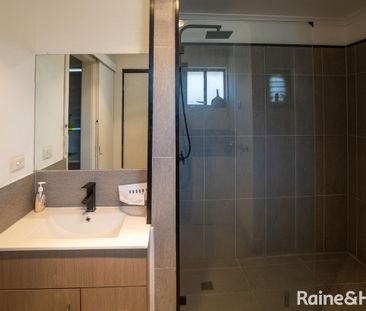 COSY UPSTAIRS LIVING - Photo 4