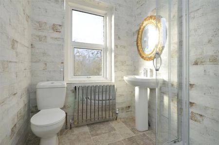 2 Bed Flat, Tff, BS4 - Photo 5