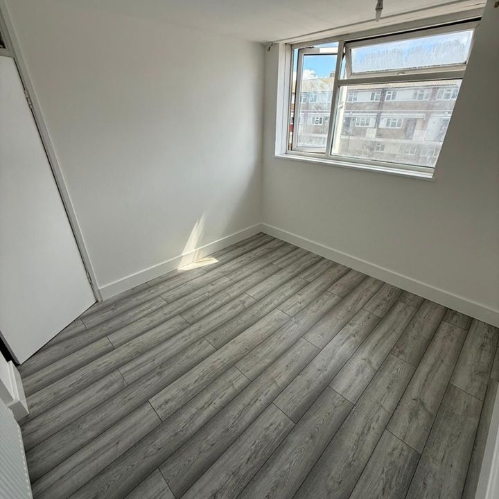 2 Bed Detached House, Plaistow, E13 - Photo 1