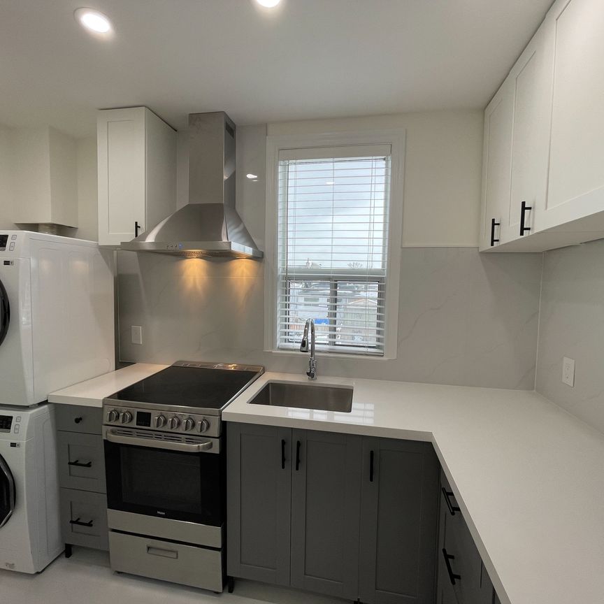 For Lease - 33 Strathmore Boulevard Unit# Upper, Toronto, Ontario - Photo 1