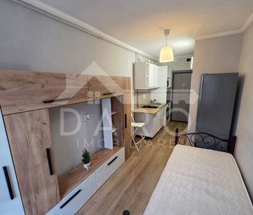 De inchiriat garsoniera zona UMF 250 euro - Photo 4