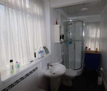 Brightwell Avenue, Westcliff-on-sea, SS0 - Photo 2