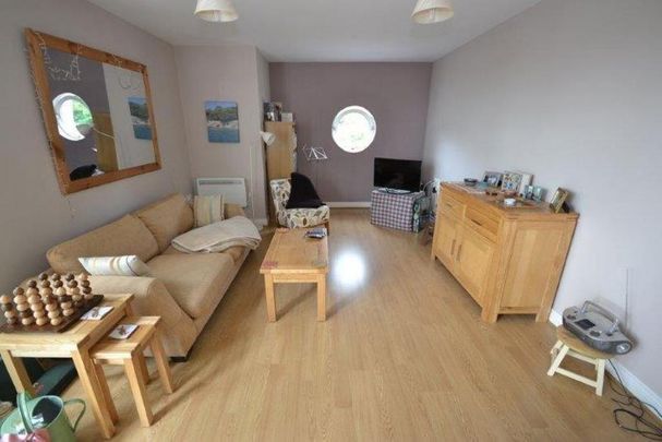 2 bedroom maisonette to rent - Photo 1