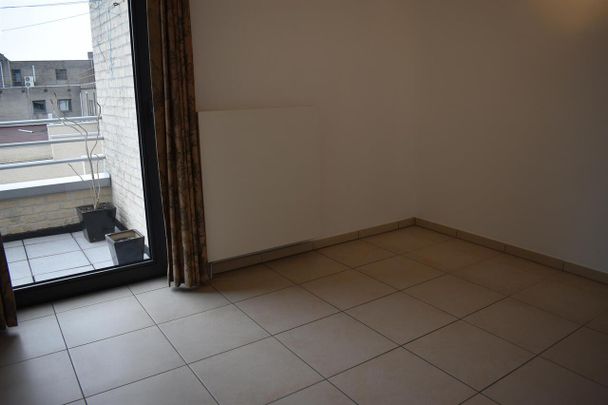 Appartement - Te huur - Photo 1