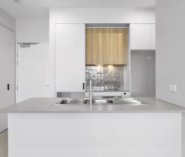 Top-Floor Apartment with Study & Sweeping Googong Views - Photo 2