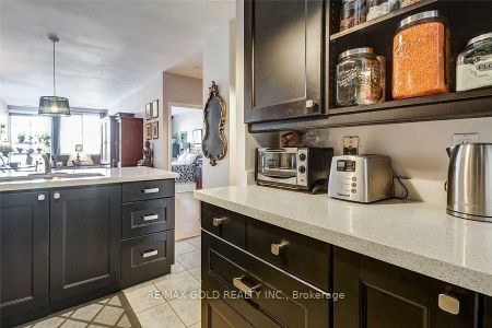 203 10 Gateway Boulevard - Photo 5