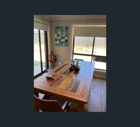 21 Evesham Circuit, Tamworth, NSW 2340 - Photo 4