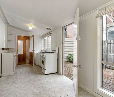 4 Percy Street, Prahran VIC 3181 - House For Rent | Domain - Photo 5