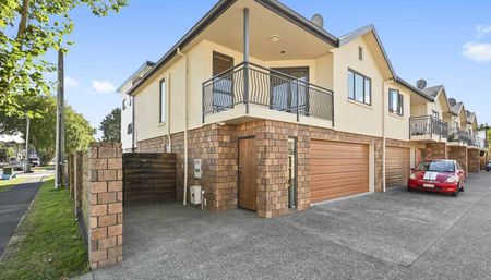 Cosy 3 bedroom town house - Photo 4