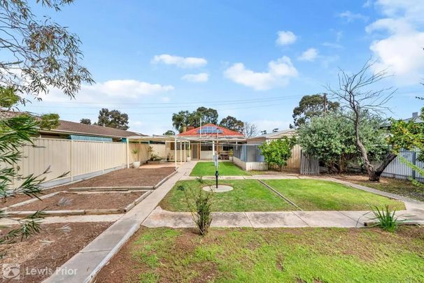 Affordable Family Home In Central Location - Photo 1