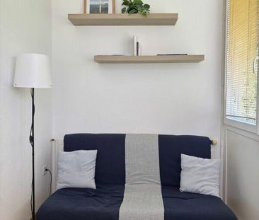 Charmantes 3.5 Zi.-Ferienhaus mit Bergsicht & Garten - nah am Golfp... - Photo 3