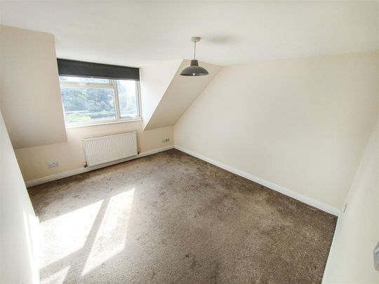2 BED Apartment To rent - Photo 1