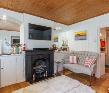 2 bedroom terraced house to rent - Photo 1