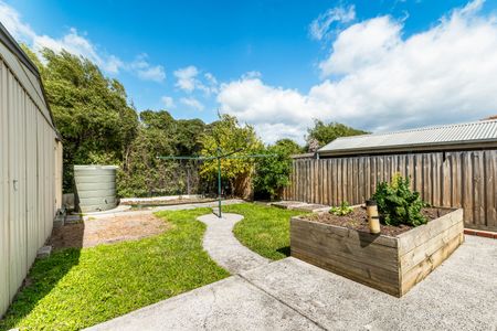 Peaceful Living with a Giant Shed - Photo 5