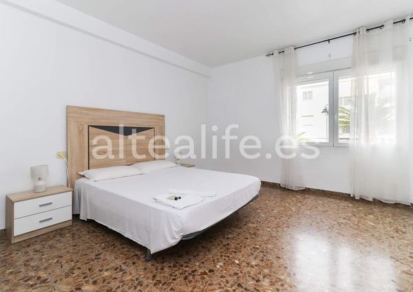 Avenida de la Nucía, Altea, Valencian Community 03590