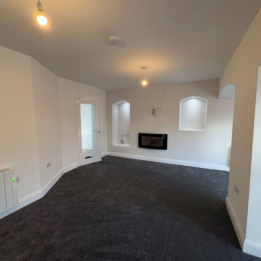 Wychbury Road, Brierley Hill, DY5 2XU - Photo 1