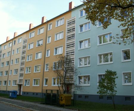 Helle 3-Raum-Wohnung mit Balkon und Tageslichtbad - Foto 4