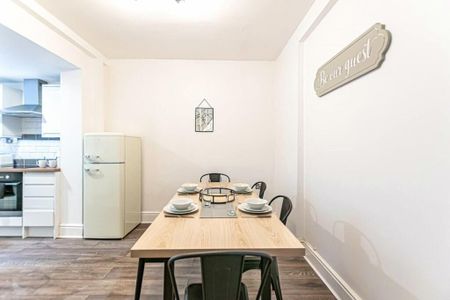 2 bedroom terraced house to rent - Photo 4