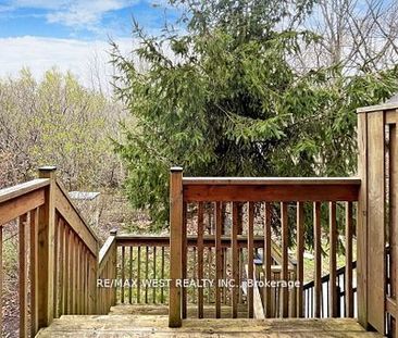 For Lease - 56 Long Point Drive, Richmond Hill, Ontario - Photo 2