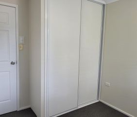 Charming Family Home - Photo 6