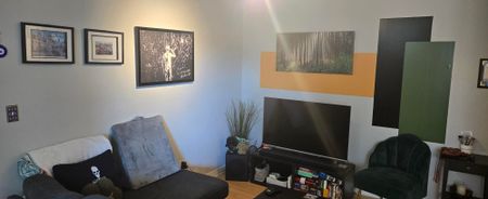 For Lease - 43 Eglinton Avenue Unit# 1110, Toronto, Ontario - Photo 2