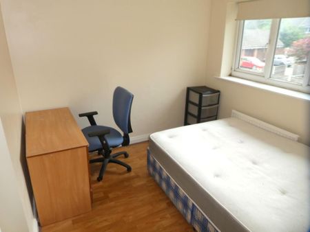 7 bedroom semi-detached house to rent - Photo 4