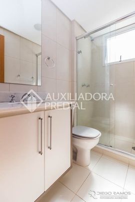Apartamento com 2 quartos e 118m² para alugar em Rio Branco, Porto Alegre. - Photo 1