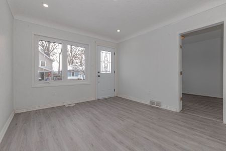 For Lease - 55 Hamilton Street, St. Catharines, Ontario - Photo 4