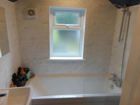 2 bedroom house to rent - Photo 3