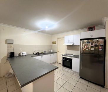 Family Comfort in a Quiet Cul-de-Sac - Photo 3