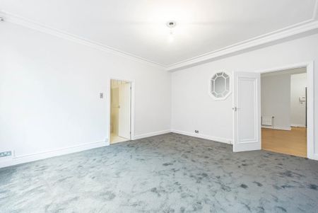 3 bedroom flat to rent - Photo 3