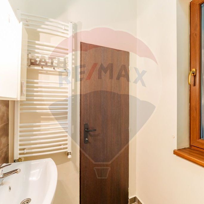 Apartament modern 2 camere + curte de închiriat Ultracen... - Fotografie 1