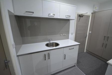 Studio to rent - Photo 4