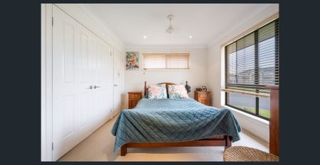 Beautifully Presented Brick and Tile Residence - Photo 3