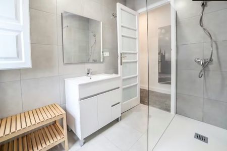 Carrer de Sueca, Valencia, Valencian Community 46006 - Photo 5