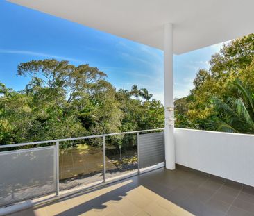 LEASE BREAK - LIGHT, LUXURY AND LEAFY VIEWS!! - Photo 5