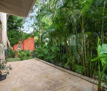 One-Bedroom Hideaway with Exclusive Courtyard Access - Photo 6