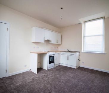 5 Robert Street Arbroath, Angus, DD11 3AT - Photo 4