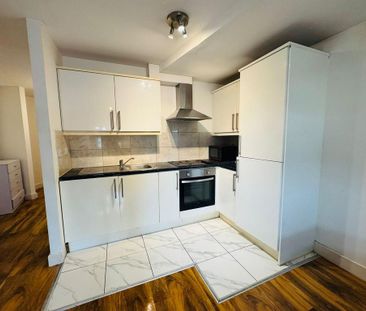 Studio to rent - Photo 6